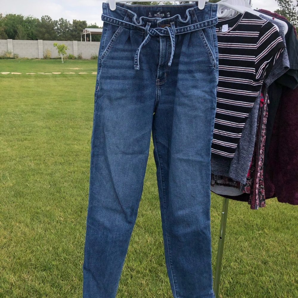 Blue Hollister Boyfriend Jeans